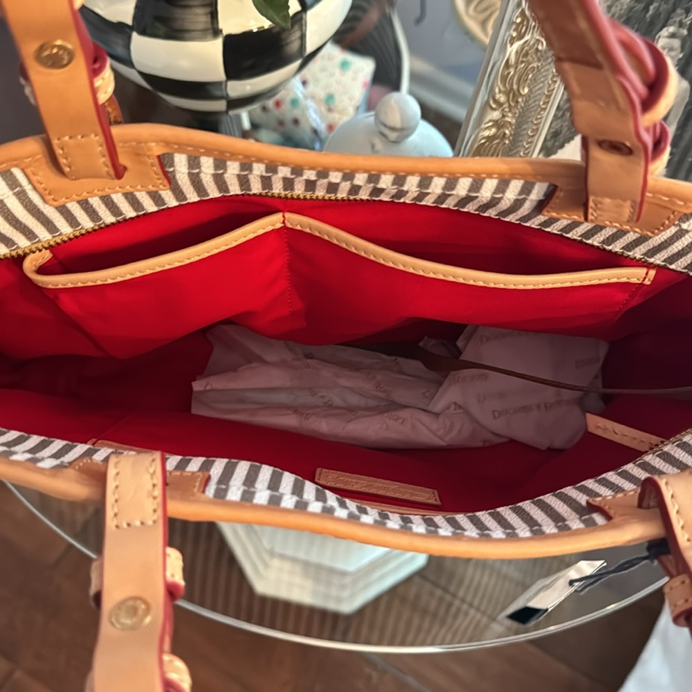 DOONEY & BOURKE Taupe Stripe Small Leisure Shopper Brand NEW w/Tags - Picture 5 of 12